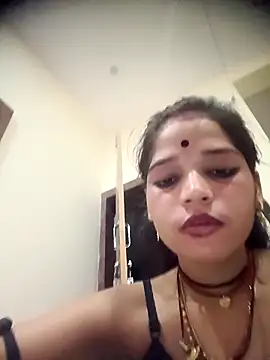 Snapshot of Mahek_love143 chatting on June 4, 11:09 pm Mahek love143 online show from June 4, 11:09 pm