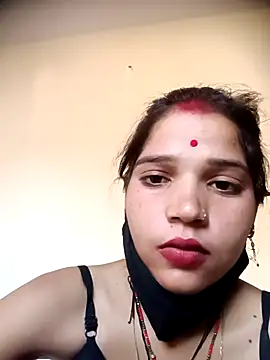 Snapshot of Mahek_love143 chatting on May 30, 4:08 am Mahek love143 online show from May 30, 4:08 am