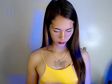 ashley bombshell online show from December 3, 9:20 am