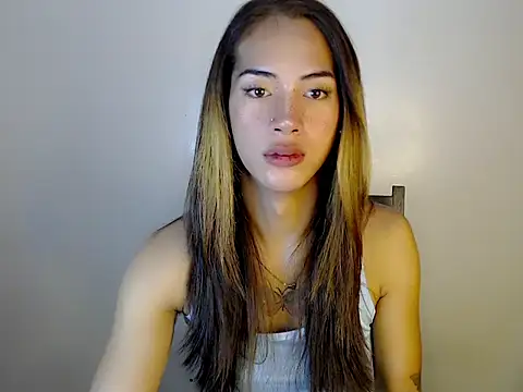 ashley bombshell online show from October 27, 8:10 pm