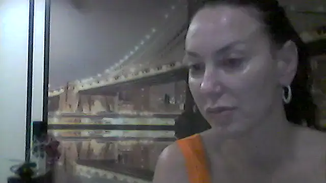 Snapshot of Selirine chatting on October 8, 3:57 pm Selirine online show from October 8, 3:57 pm
