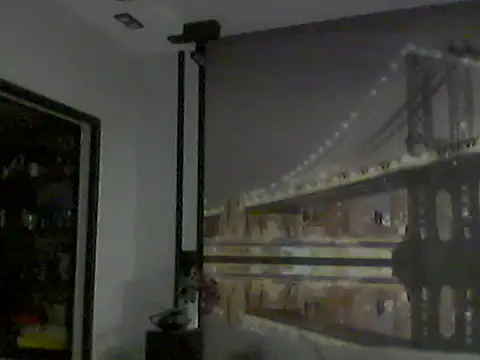 Snapshot of Selirine chatting on October 3, 1:12 pm Selirine online show from October 3, 1:12 pm
