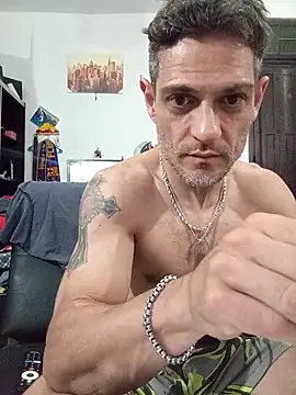 SexyStrp online show from April 2, 5:14 am