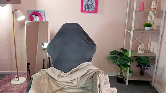 Al1ice Moures online show from February 23, 1:18 am