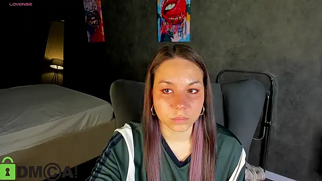 Al1ice Moures online show from October 28, 1:06 am