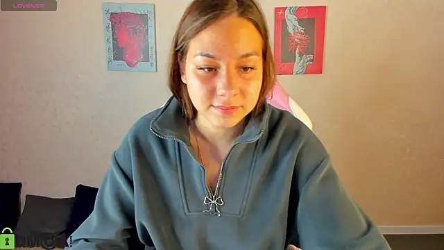 Al1ice Moures online show from November 25, 1:17 am