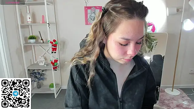 Al1ice Moures online show from January 11, 10:38 pm