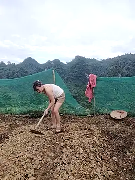 Snapshot of Meomeo-meo chatting on October 23, 12:42 am Meomeo-meo online show from October 23, 12:42 am