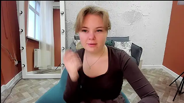 Melissa 199 online show from December 3, 6:14 am