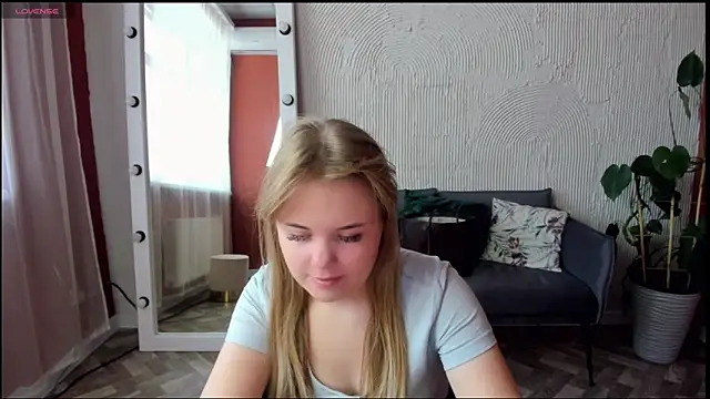 Melissa 199 online show from October 6, 10:27 am