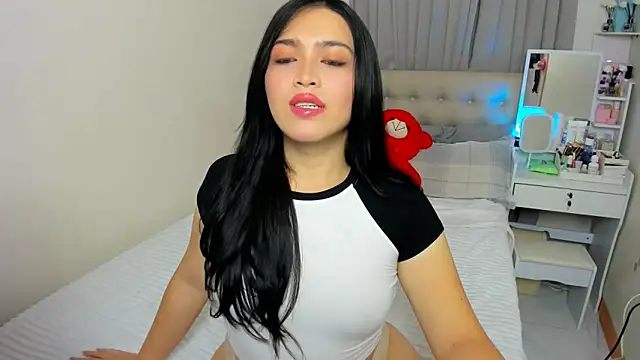 BubbbleButtDemi online show from March 7, 7:04 am