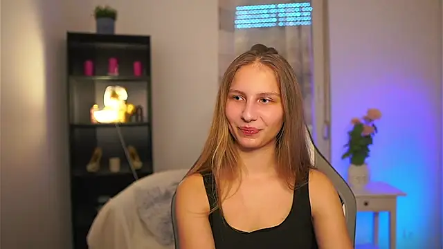 emmie murray online show from April 1, 1:12 pm