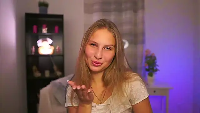 emmie murray online show from November 13, 3:16 pm