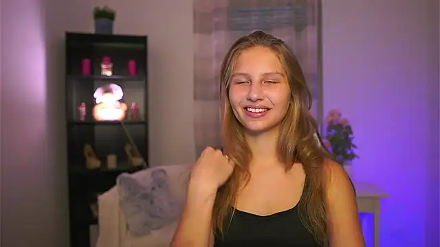 emmie murray online show from December 4, 2:05 pm