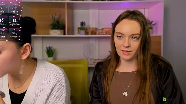 nicole muah online show from December 21, 8:05 am