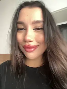 kiss Lissa online show from September 29, 10:00 am