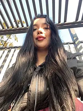 kiss Lissa online show from November 7, 9:25 am