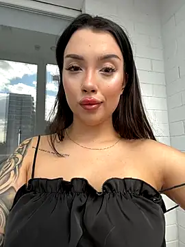 kiss Lissa online show from September 27, 11:05 am