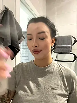 kiss Lissa online show from October 28, 9:52 am