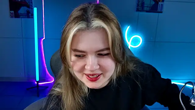 HaleySun online show from October 3, 1:12 pm