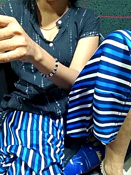 Snapshot of telugu_modal_divya chatting on February 25, 3:12 pm telugu modal divya online show from February 25, 3:12 pm