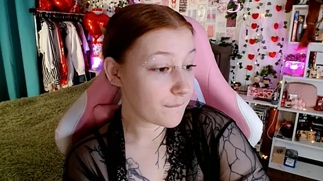 Ayla Hicks online show from March 20, 3:29 am