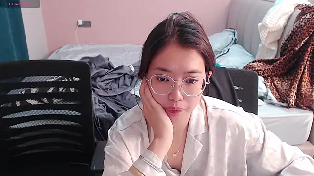 redrose520 online show from October 11, 12:28 pm