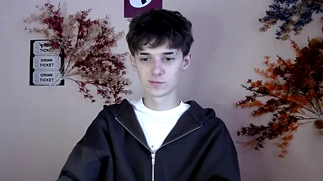 Snapshot of Hoot_Dude_ chatting on November 4, 12:09 pm Hoot Dude online show from November 4, 12:09 pm