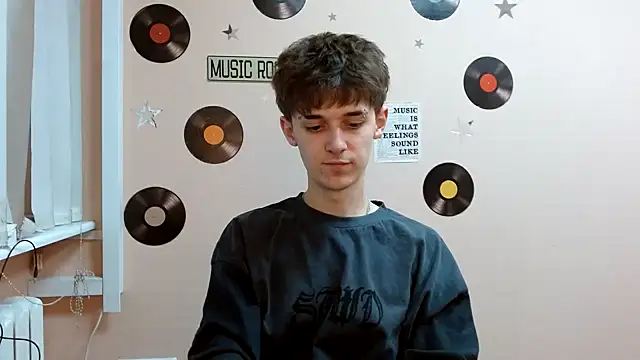 Snapshot of Hoot_Dude_ chatting on November 7, 2:54 pm Hoot Dude online show from November 7, 2:54 pm