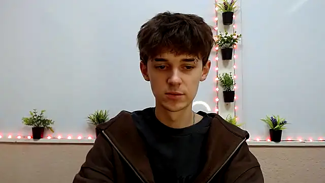 Snapshot of Hoot_Dude_ chatting on November 20, 2:29 pm Hoot Dude online show from November 20, 2:29 pm