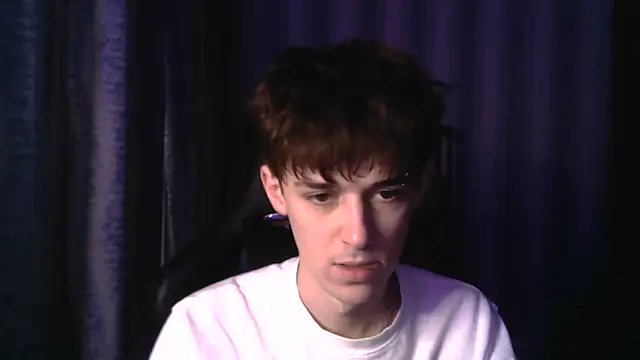 Snapshot of Hoot_Dude_ chatting on December 4, 1:10 pm Hoot Dude online show from December 4, 1:10 pm