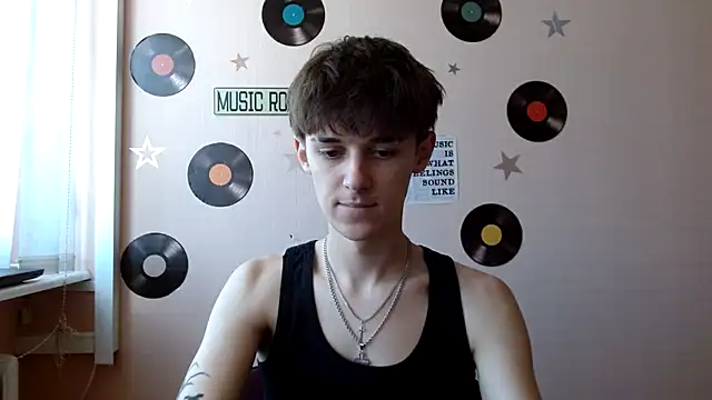 Snapshot of Hoot_Dude_ chatting on October 12, 11:11 am Hoot Dude  online show from October 12, 11:11 am