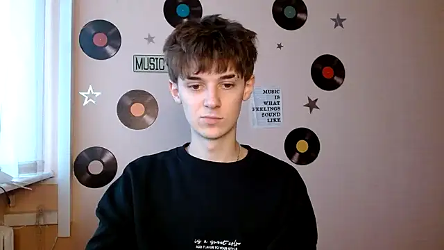 Snapshot of Hoot_Dude_ chatting on November 11, 1:50 pm Hoot Dude online show from November 11, 1:50 pm