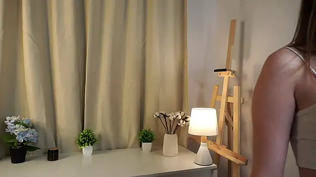 Snapshot of ImaCatus chatting on October 6, 2:07 pm ImaCatus online show from October 6, 2:07 pm