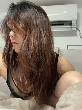 Snapshot of Momo-9988 chatting on November 30, 3:46 pm Momo-9988 online show from November 30, 3:46 pm