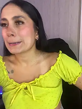Snapshot of liladiamond_ chatting on September 30, 11:44 pm liladiamond online show from September 30, 11:44 pm