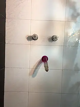 Snapshot of Violettt_hot chatting on November 13, 10:19 am Violettt hot online show from November 13, 10:19 am