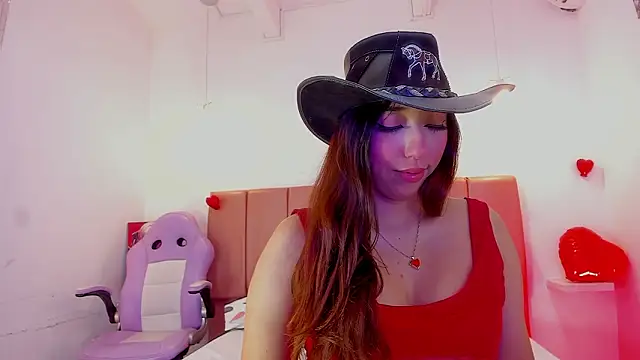 emily  walker online show from February 15, 5:41 am