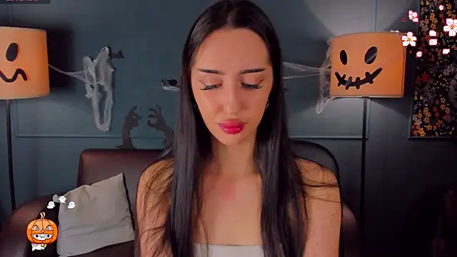 LisaFoxie online show from November 4, 10:08 am