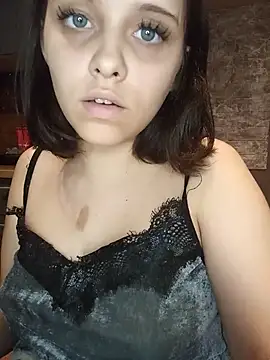 kisette online show from September 23, 8:05 pm