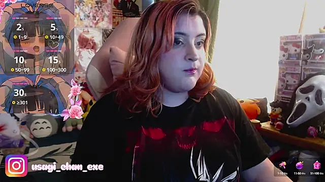 Snapshot of HairyDomme chatting on October 2, 6:11 pm HairyDomme online show from October 2, 6:11 pm