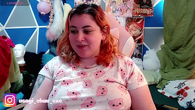 Snapshot of HairyDomme chatting on October 8, 5:57 pm HairyDomme online show from October 8, 5:57 pm