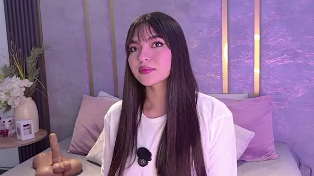 Samantha Hans online show from March 2, 8:49 pm