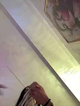 TiaBelle online show from January 12, 6:04 pm