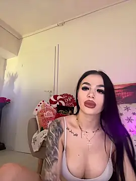 TiaBelle online show from January 5, 6:22 pm