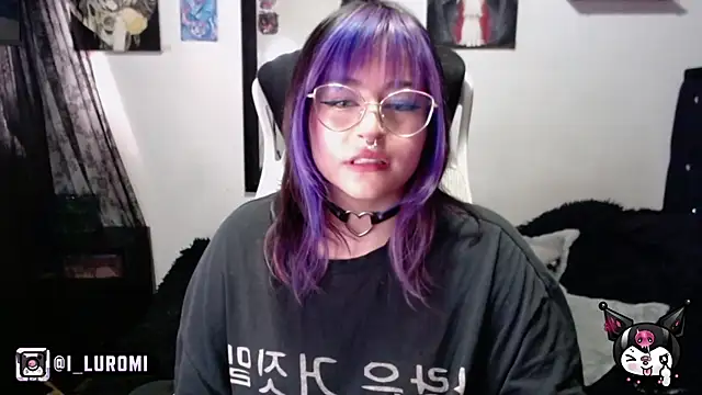 Iluromi online show from December 19, 3:14 pm