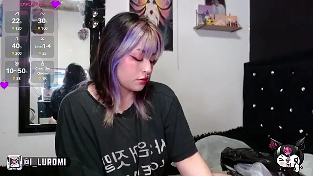 Iluromi online show from February 24, 3:46 pm