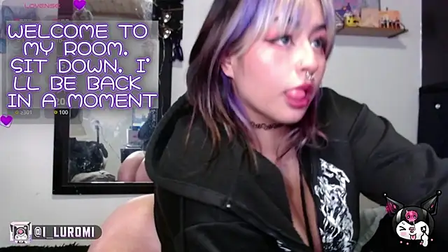 Iluromi online show from March 18, 3:03 pm