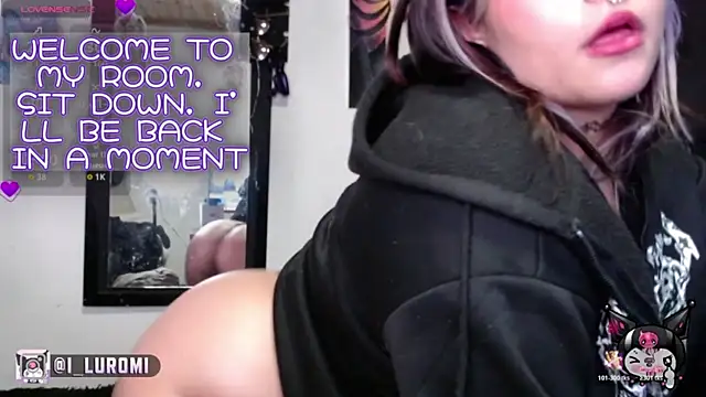 Iluromi online show from April 14, 2:44 pm