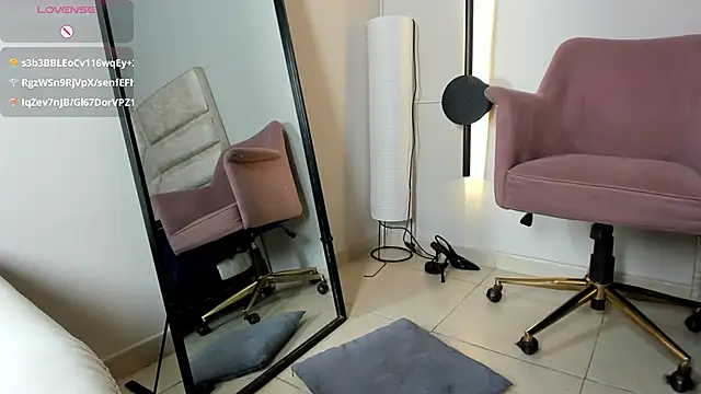 cherry bunnyx online show from April 11, 7:45 am